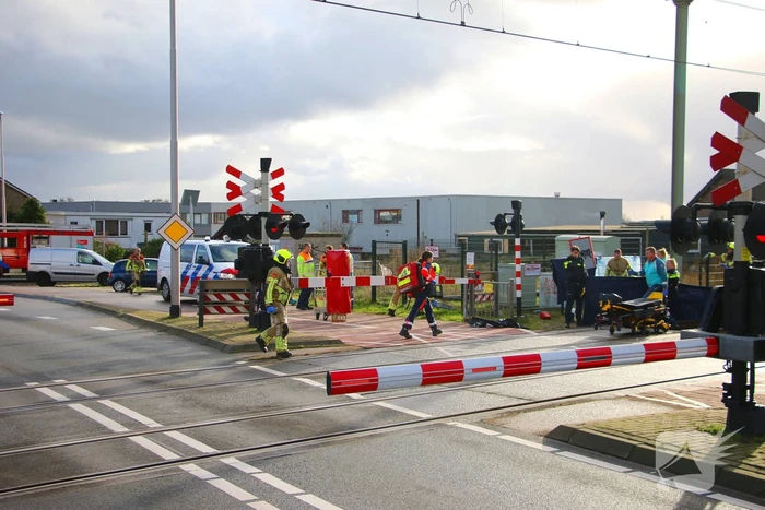 Ernstige aanrijding op spoorwegovergang