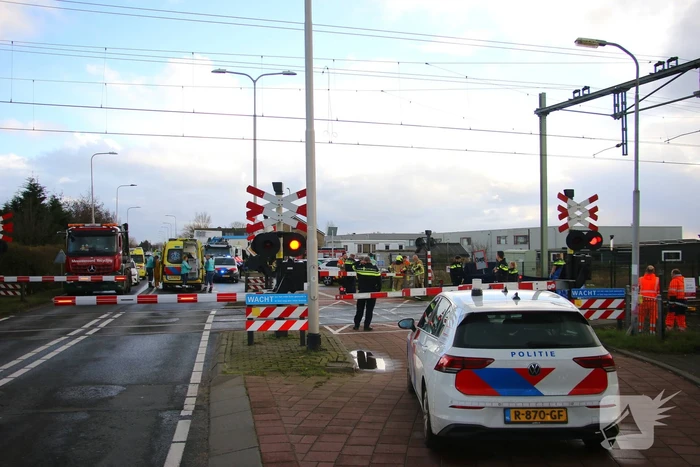 Ernstige aanrijding op spoorwegovergang