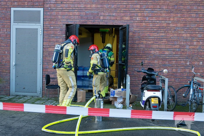 Zwembad ontruimd om sterke chloorlucht