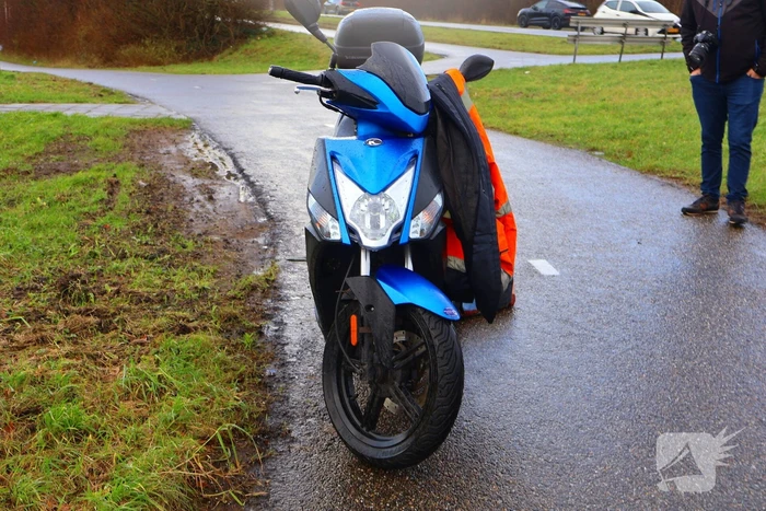 Scooterrijder gewond bij aanrijding met automobilist