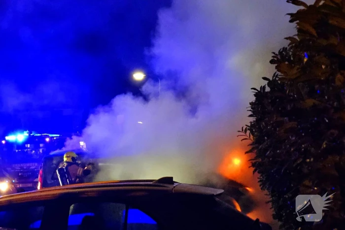 Tweede autobrand deze nacht, bestelbus verwoest