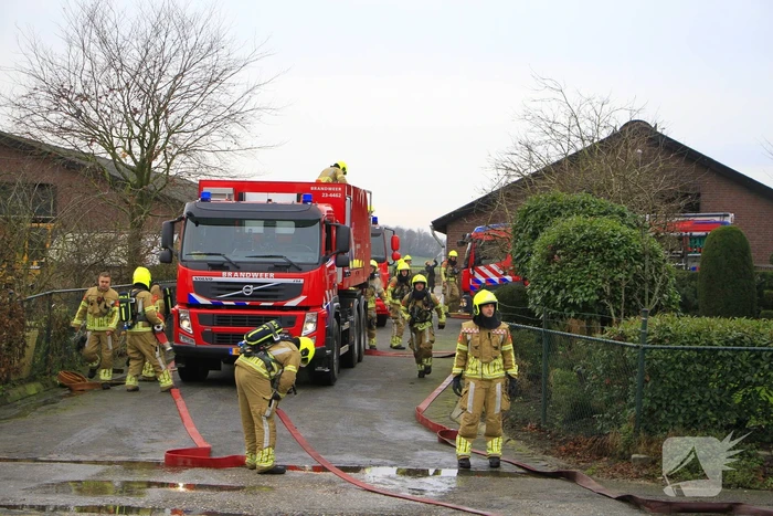 Grote brand in stal