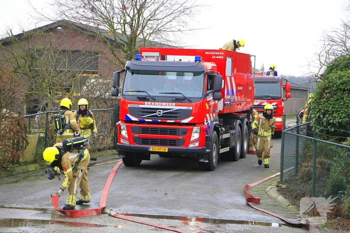 Grote brand in stal