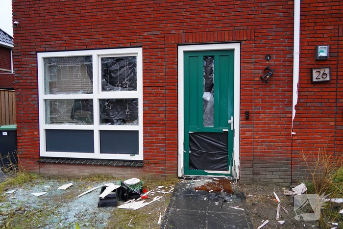 Schade zichtbaar na nachtelijke explosie