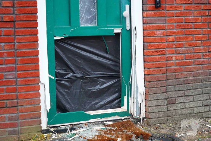 Schade zichtbaar na nachtelijke explosie