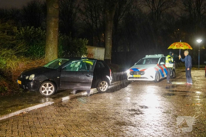 Automobilist negeert stopteken, politie start achtervolging