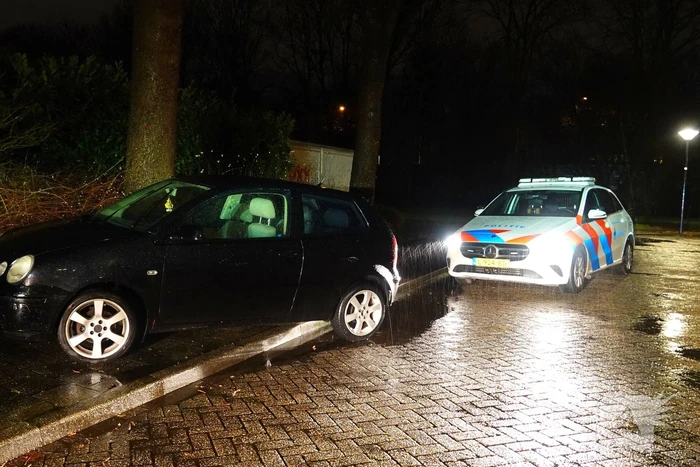 Automobilist negeert stopteken, politie start achtervolging