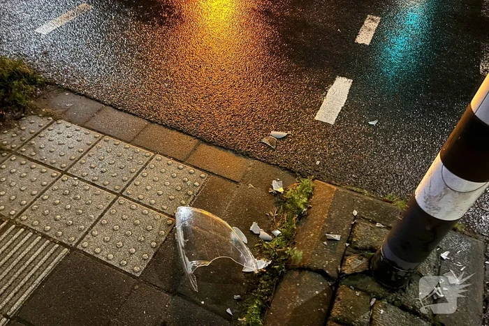Bestuurder verliest de macht over het stuur