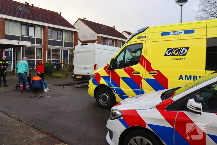 Ongeval tussen bezorger en bestuurder elektrische step