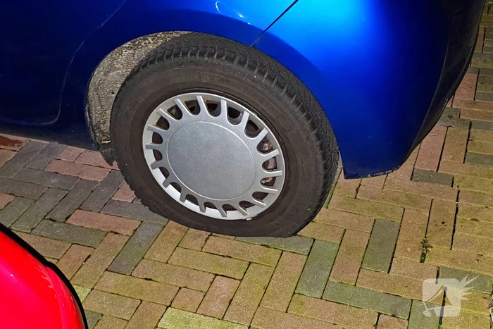 Meerdere banden lek gestoken, politie houdt verdachte aan