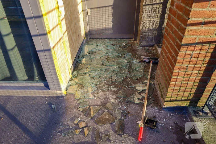 Politie doet onderzoek naar explosie