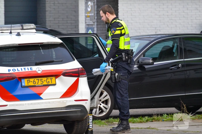 Voorwerpen in beslag genomen bij onderzoek naar inbraak
