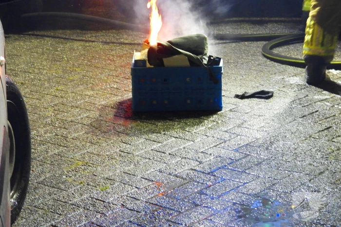 Brandweer ingezet bij woningbrand