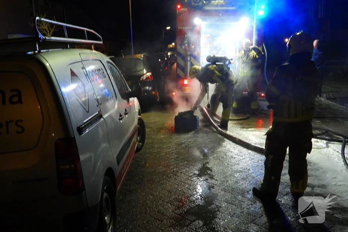 Brandweer ingezet bij woningbrand