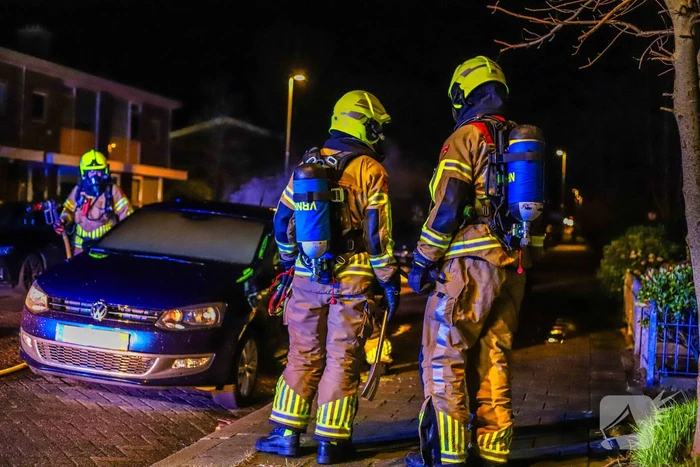 Voertuig in vlammen op: schade onherstelbaar