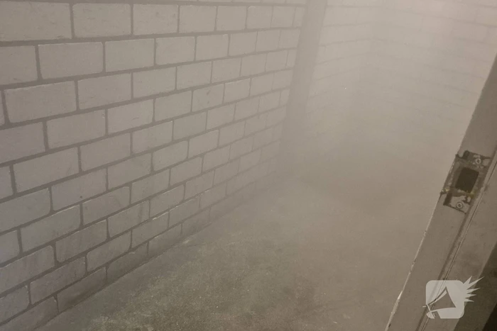 Gebouw vol stoom door lekkage
