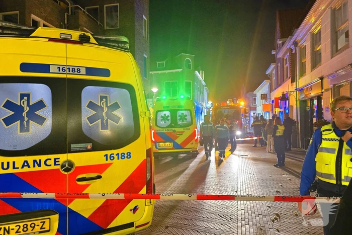 Brandweer ingezet voor grote brand in woning