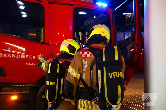 Brandweer ingezet voor grote brand in woning
