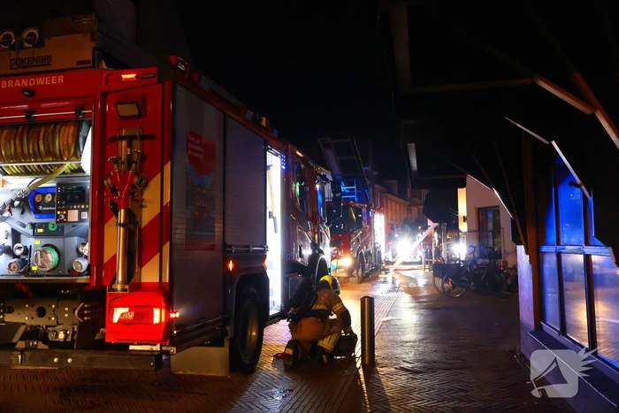 Brandweer ingezet voor grote brand in woning
