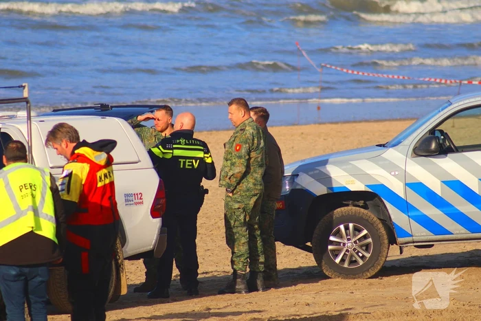 Vat met mogelijk chloorgas aangetroffen op strand