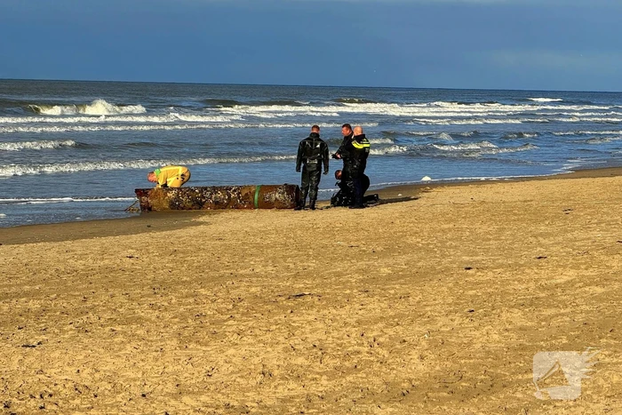 Vat met mogelijk chloorgas aangetroffen op strand