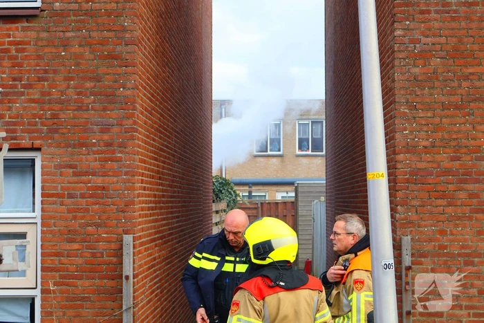 Veel rookontwikkeling bij brand in schuur