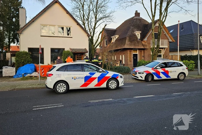 Politie massaal ingezet voor verdachte situatie bij woning in aanbouw