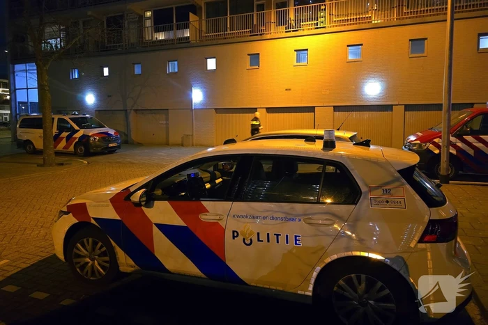 Brandweer doet onderzoek naar vreemde lucht
