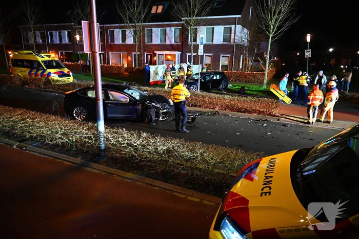 Forse schade bij frontale botsing