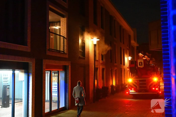Fikse rookontwikkeling bij brand in flat