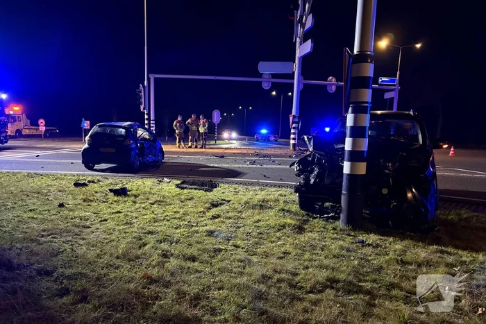 Meerdere gewonden bij flinke aanrijding