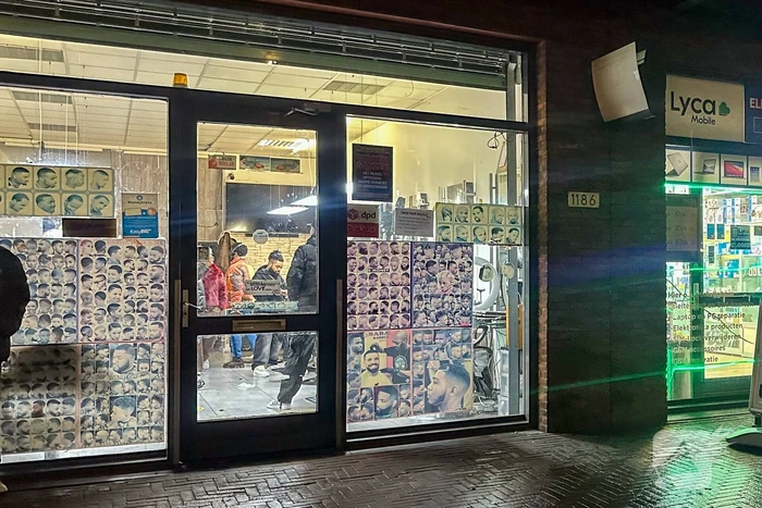Politie doet onderzoek naar mogelijke overval op kapperszaak