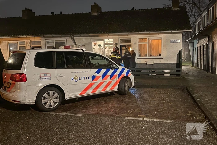 Politie doet onderzoek in woning na overval