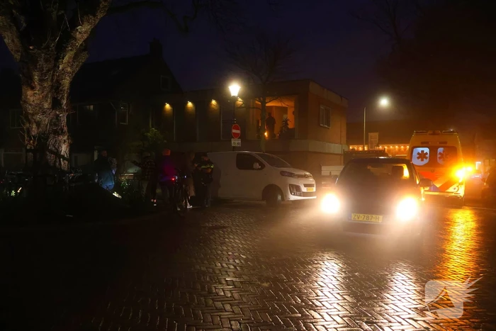 Fietser gewond naar ziekenhuis bij aanrijding met automobilist