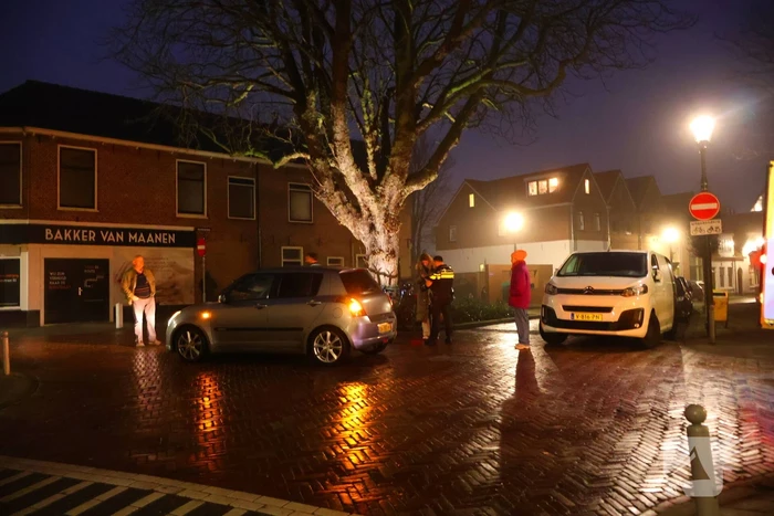Fietser gewond naar ziekenhuis bij aanrijding met automobilist