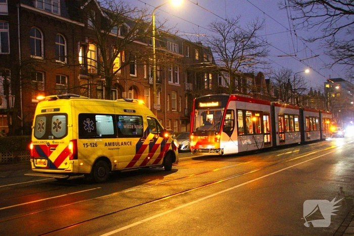 Persoon gewond bij botsing tussen tram en auto