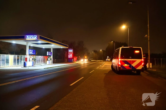 Politie grootschalig aanwezig bij bekerwedstrijd