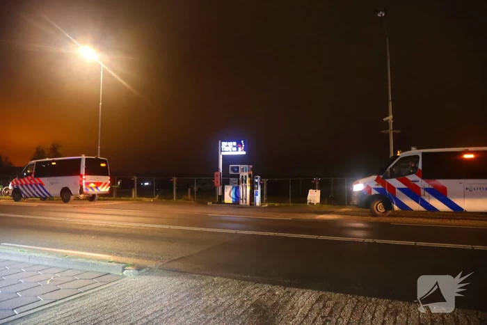Politie grootschalig aanwezig bij bekerwedstrijd