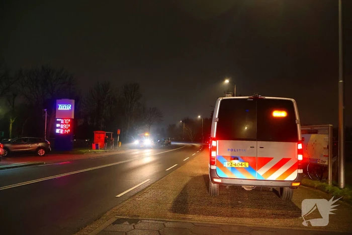 Politie grootschalig aanwezig bij bekerwedstrijd