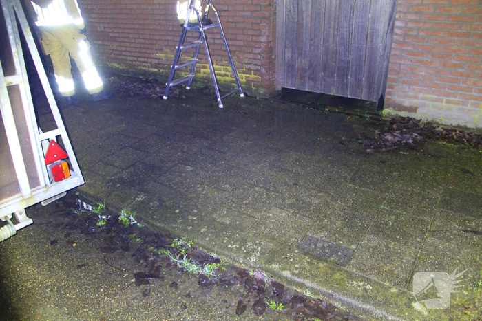 Kelder vol water door gesprongen waterleiding