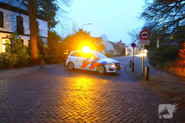 Woningbrand laait opnieuw op