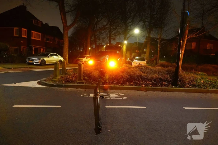 Bestuurder slaat op de vlucht na crash