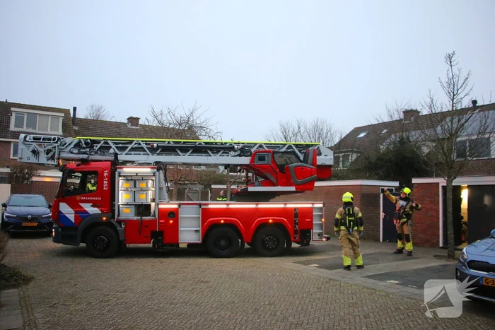 Schoorsteenbrand snel onder controle