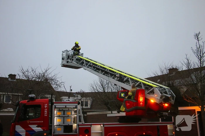 Schoorsteenbrand snel onder controle