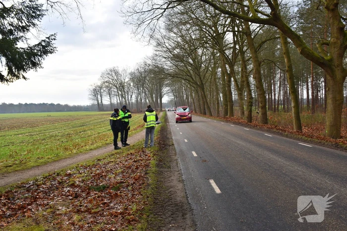 Voetganger (82) overlijdt na ongeval met auto