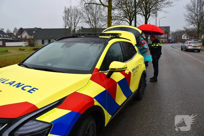 Fietser gewond bij botsing met auto