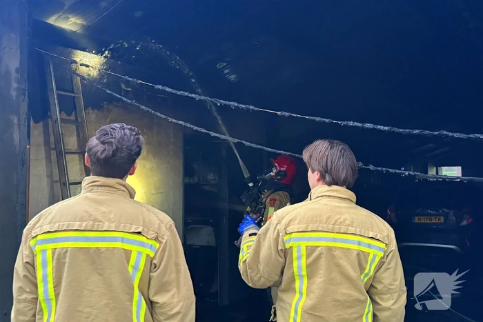 Flinke schade naar brand in schuur, paard gered