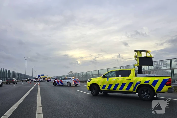 Snelweg afgesloten na ongeval