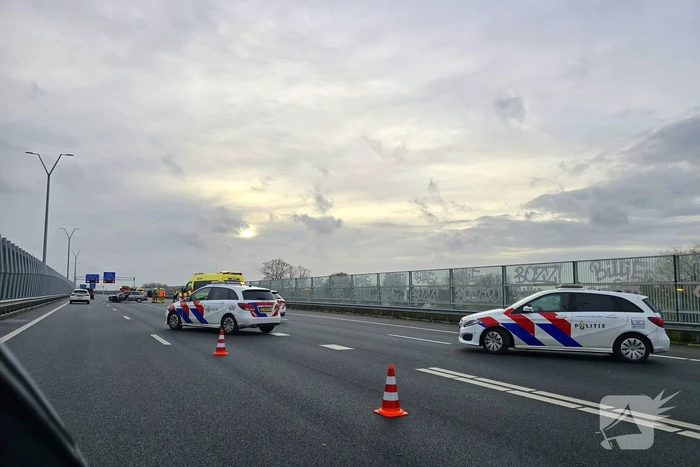Snelweg afgesloten na ongeval