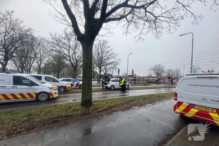 Treinverkeer stilgelegd na aanrijding